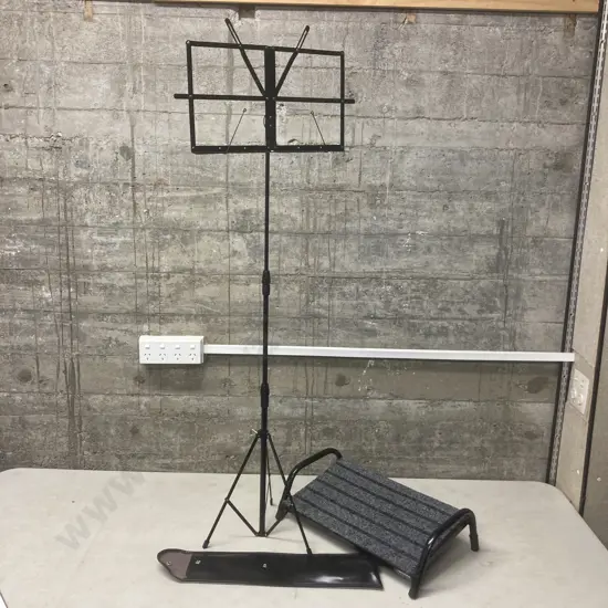 Fluteline Footsupporter Standard With Adjustable Legs & Folding Music Stand With Bag