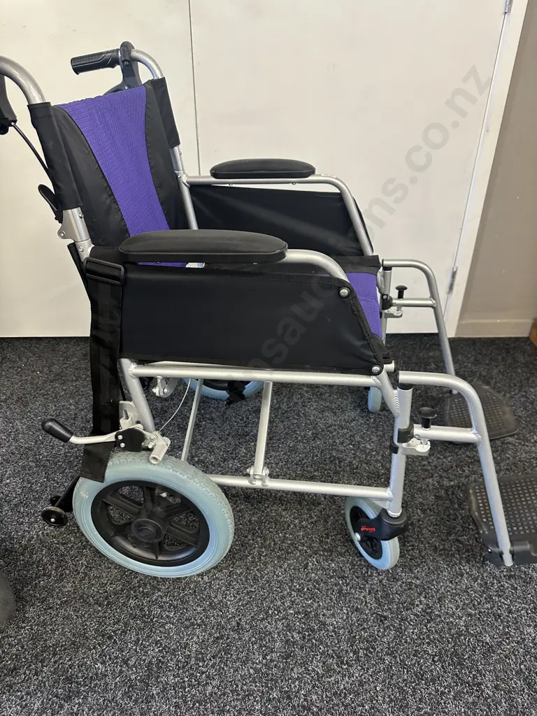 GoldFern Mobility Folding Wheelchair Image 1++