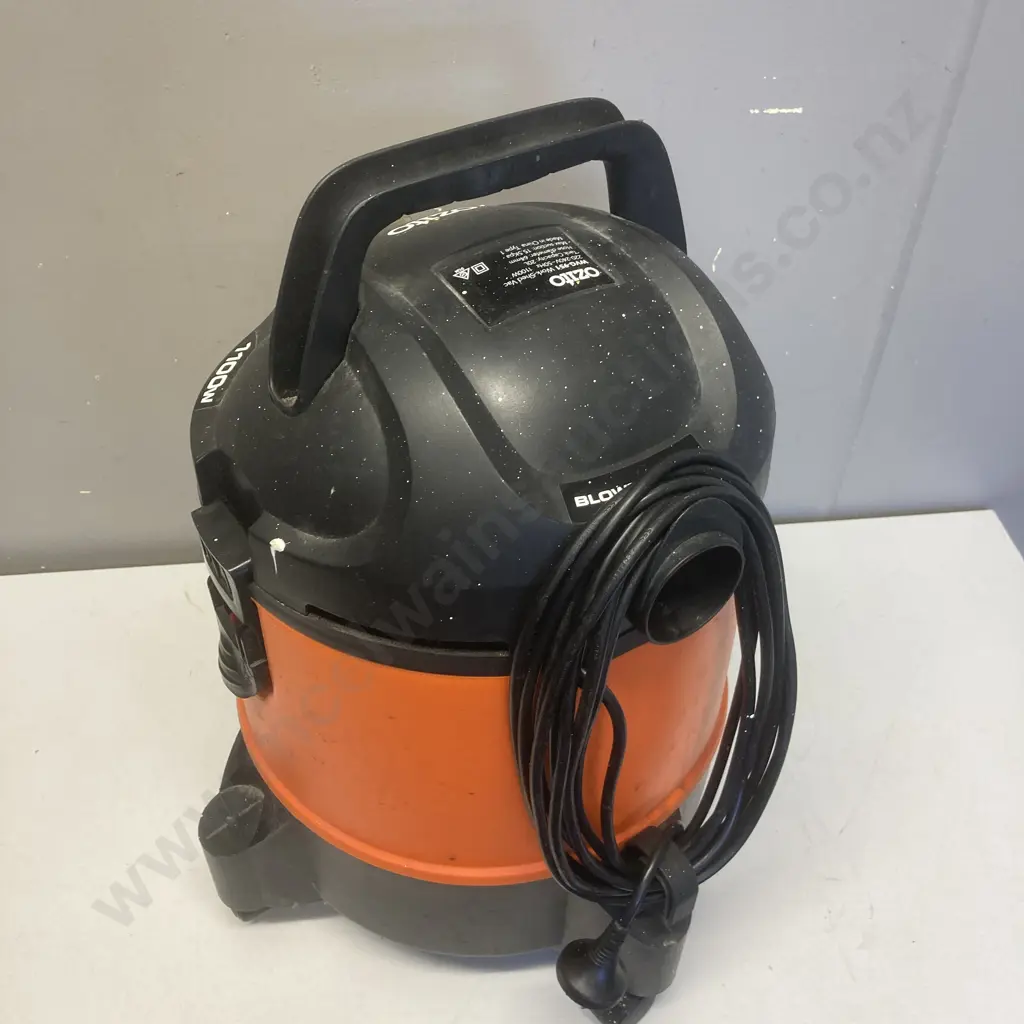 Ozito Wet & Dry Work - Shed Vac, 1100W, Model WVG-951 Image 1++