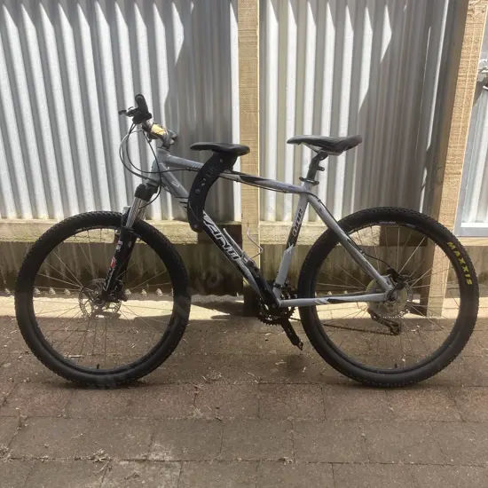 Silver & Black Avanti X-One Bike With Childs Seat