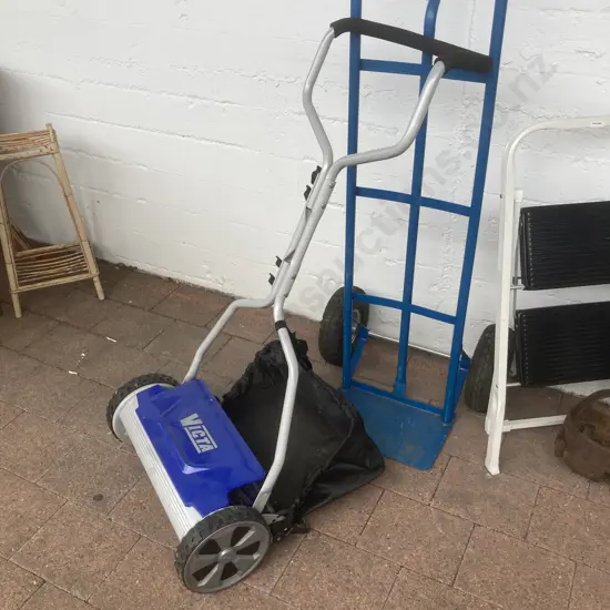 Victa 16" Razor Cut Push Mower Model 881878