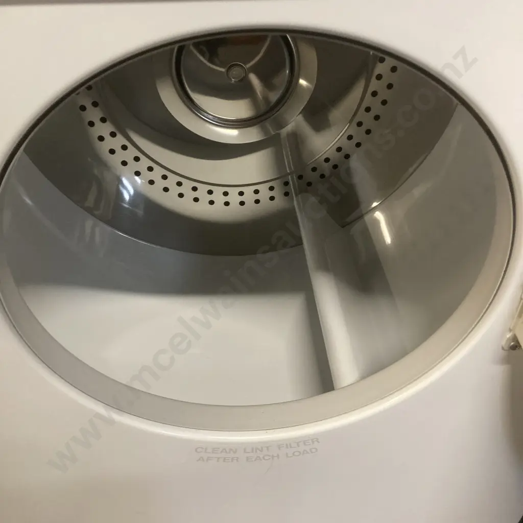 Fisher & Paykel Frigidaire AD36-F Compact Dryer Image 1++