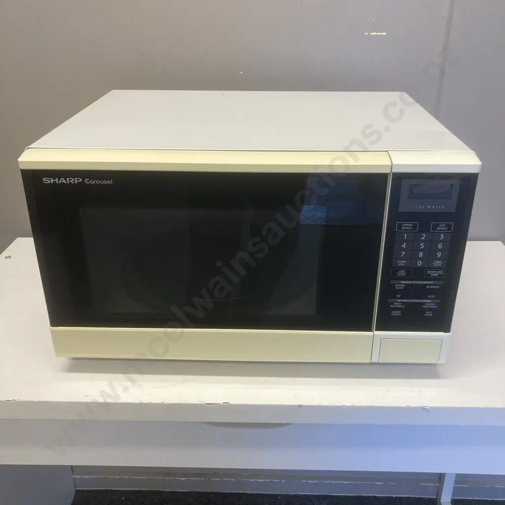 Sharp Carousel Microwave Model R-340R(W) Image 1++