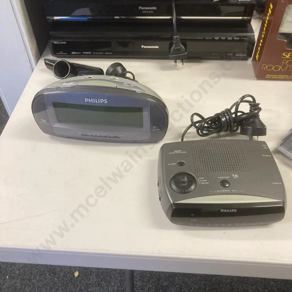 Box Lot Electronics, Phones, Etc ( Vacuum Has No Power Supply) Image 1++