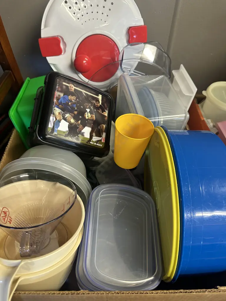 Assorted Plasticware Including Lettuce Spinner(Donated) Image 1++