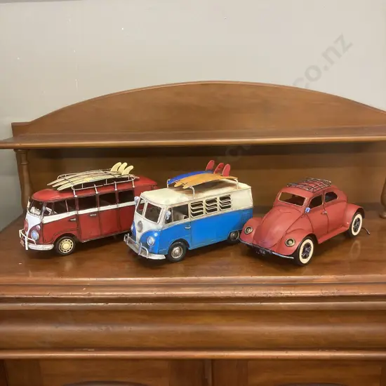 Large Tin VW Kombi Vans & Beetle (Broken Bumper)