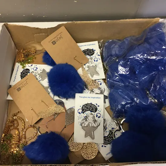 Assorted Jewellery, Key Rings Etc