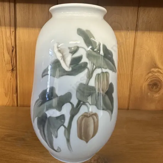 Royal Copenhagen Art Nouveau Vase H17.5cm. No 2822/3547