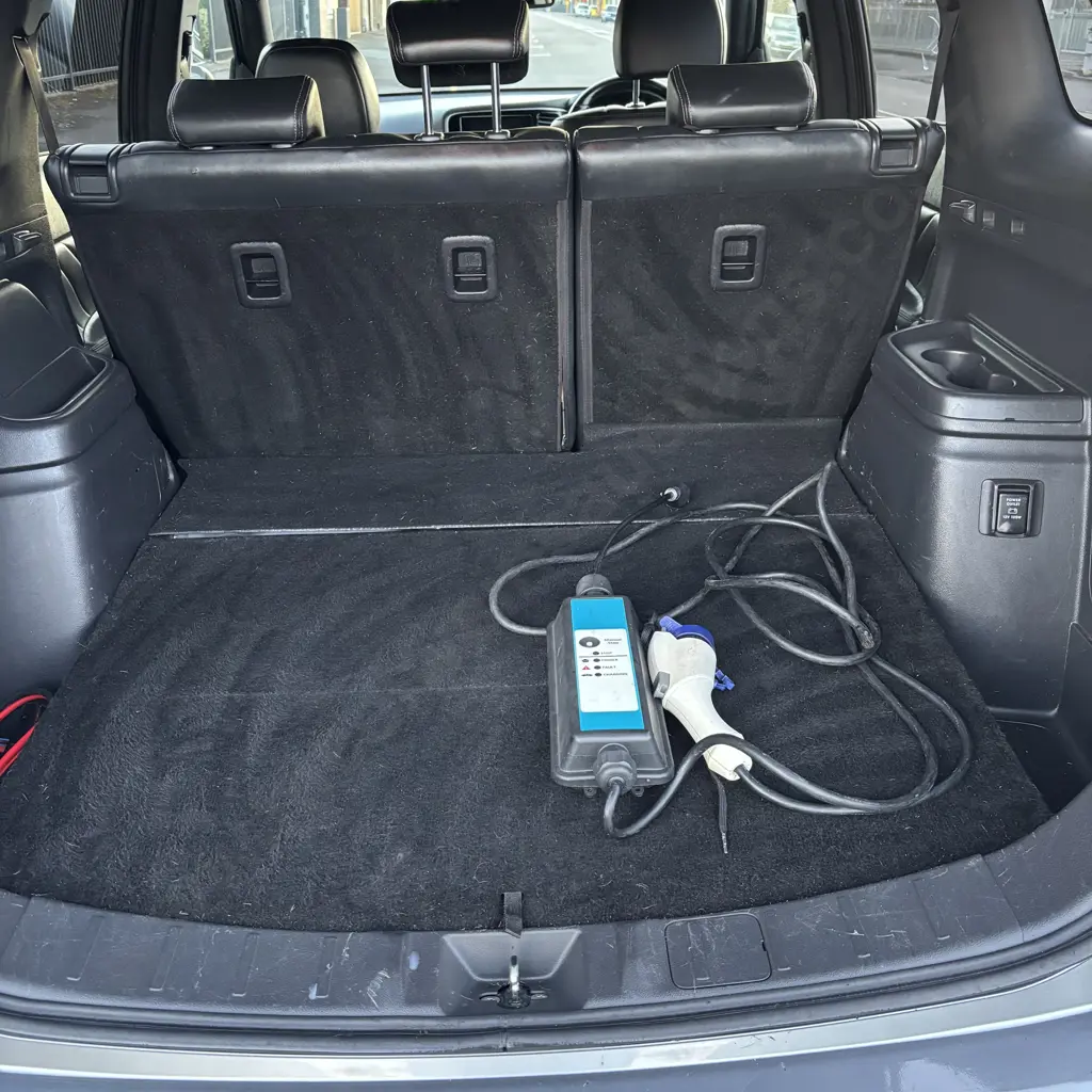 NO RESERVE 2018 Mitsubishi Outlander VRX Plug In Hybrid - 88KW/PHEV/4WD/AT, WOF / REG LRQ9 (11/4/25), 190556Kms Image 1++