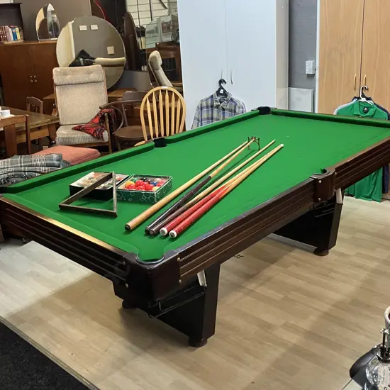8ft Pool Table with Balls & Cues, Green Felt & Wood, Metal Legs (Felt Has Some Holes, 10 Red Snooker Balls Only)