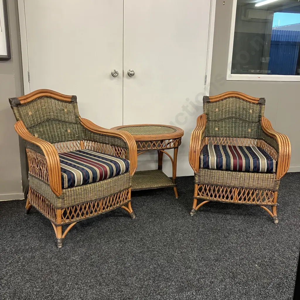 Pair of Grange Style Woven Wicker Rattan Lounge Chairs & Oval Side Table Image 1++