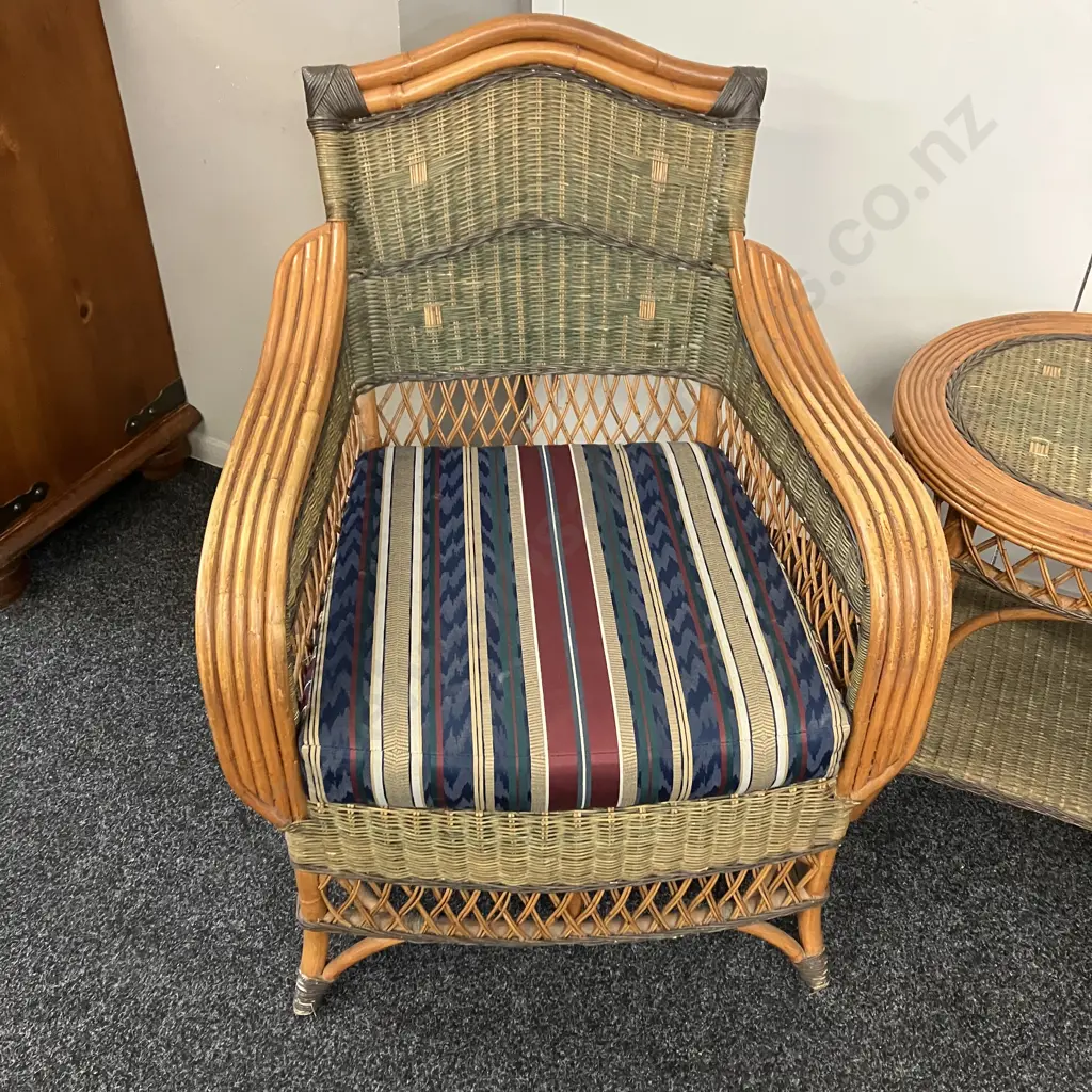 Pair of Grange Style Woven Wicker Rattan Lounge Chairs & Oval Side Table Image 1++