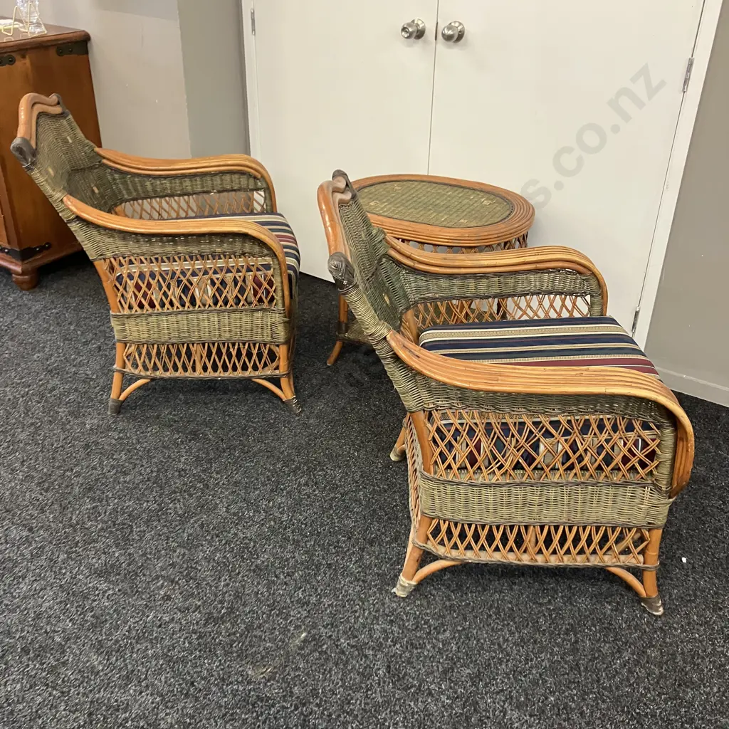 Pair of Grange Style Woven Wicker Rattan Lounge Chairs & Oval Side Table Image 1++