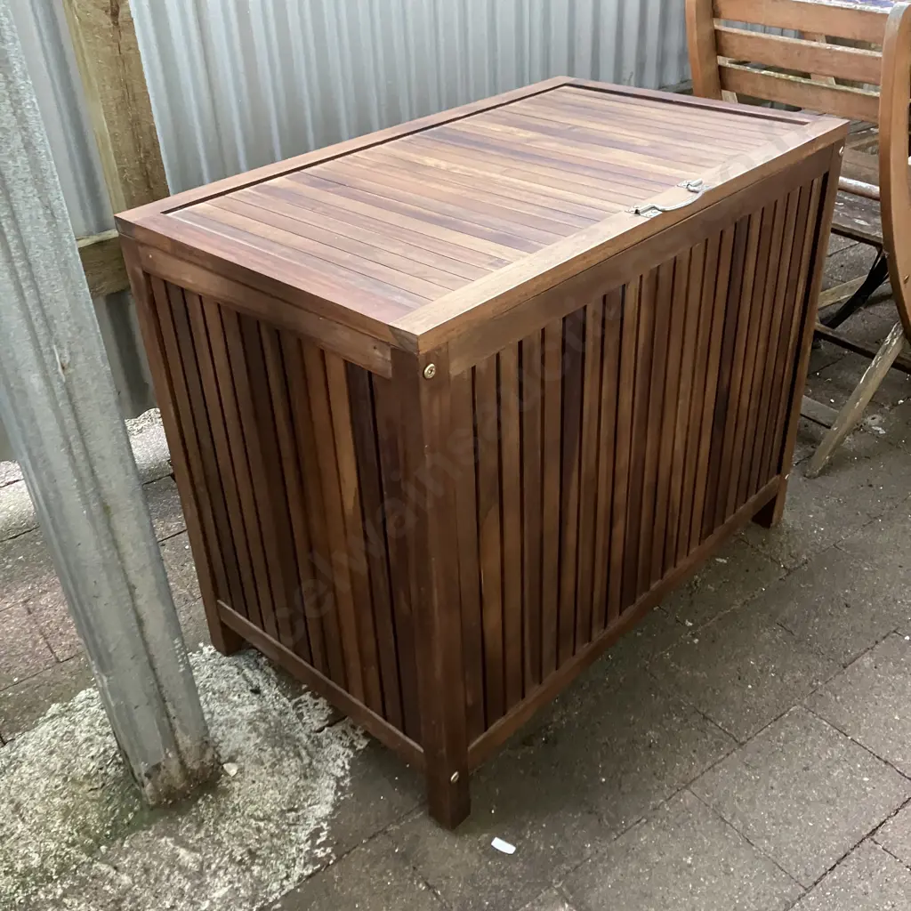 Teak Slat Storage Box With Hinged Lid. H70 W87 D52cm Image 1++