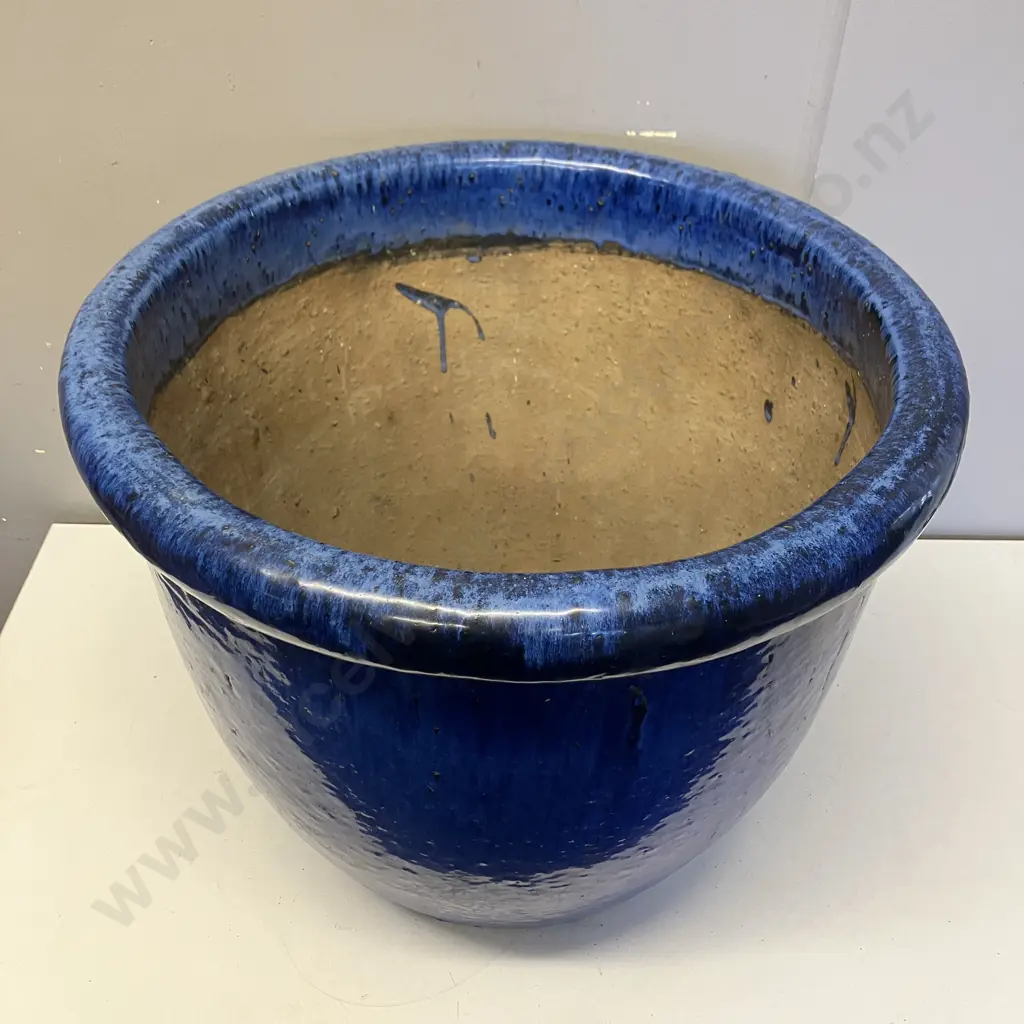Blue & Black Speckle Glazed Planter. 41 x 49cm Image 1++
