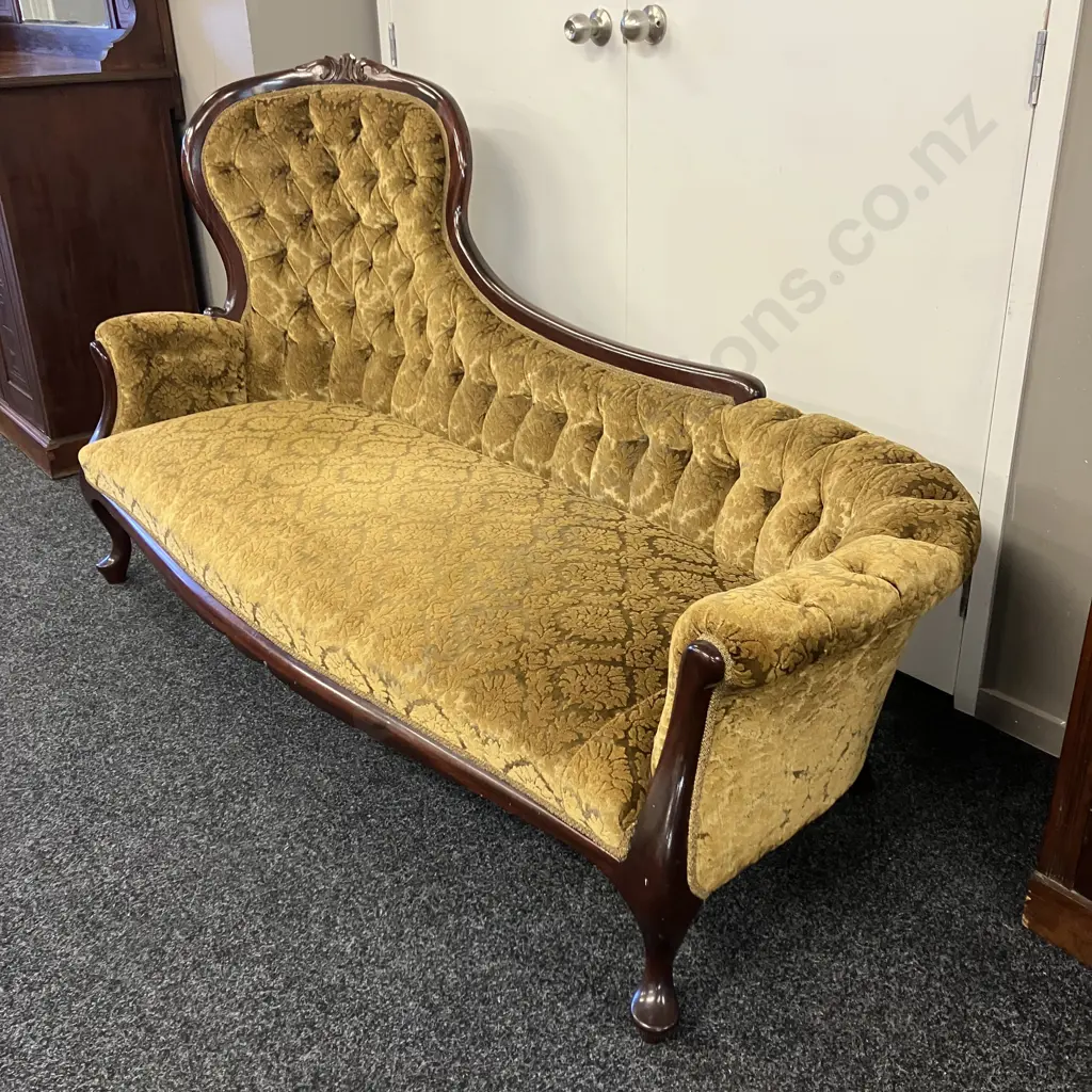 Victorian Mahogany Chaise, Gold Draylon Button Back Image 1++
