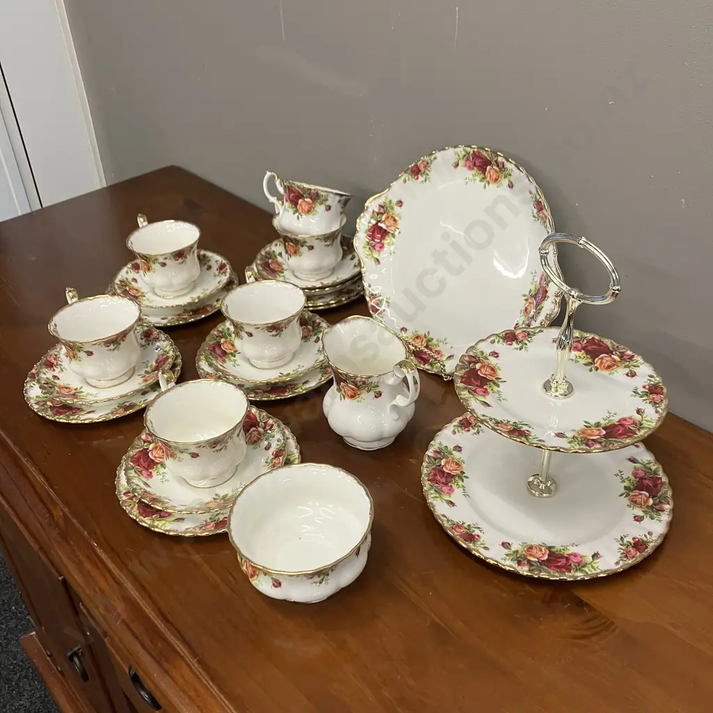 Royal Albert Old Country Roses (England) 22 Piece Tea Set - 6 x Trios, Tiered Cake Stand & Plate, Milk Jug & Sugar Bowl Image 1++