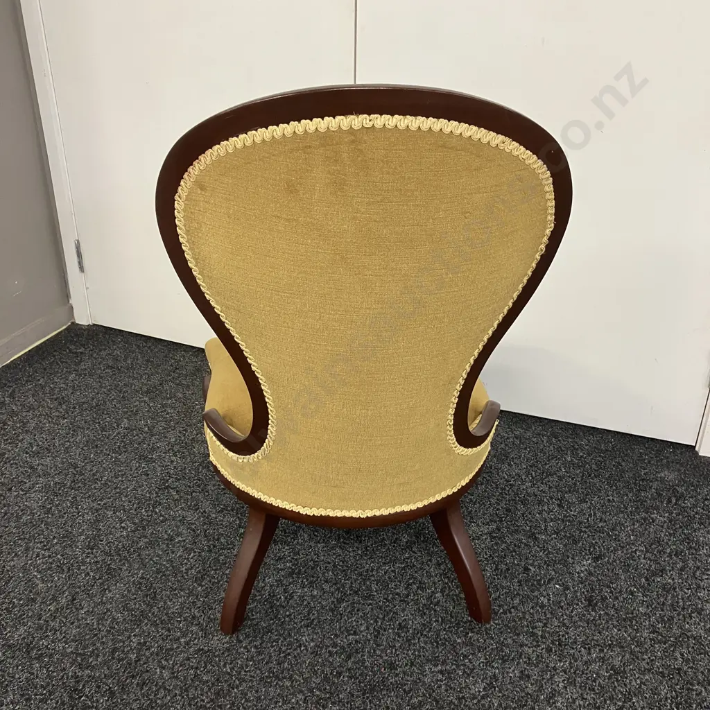 Queen Anne Style Mahogany Nursing Chair With Gold Draylon Button Back Image 1++