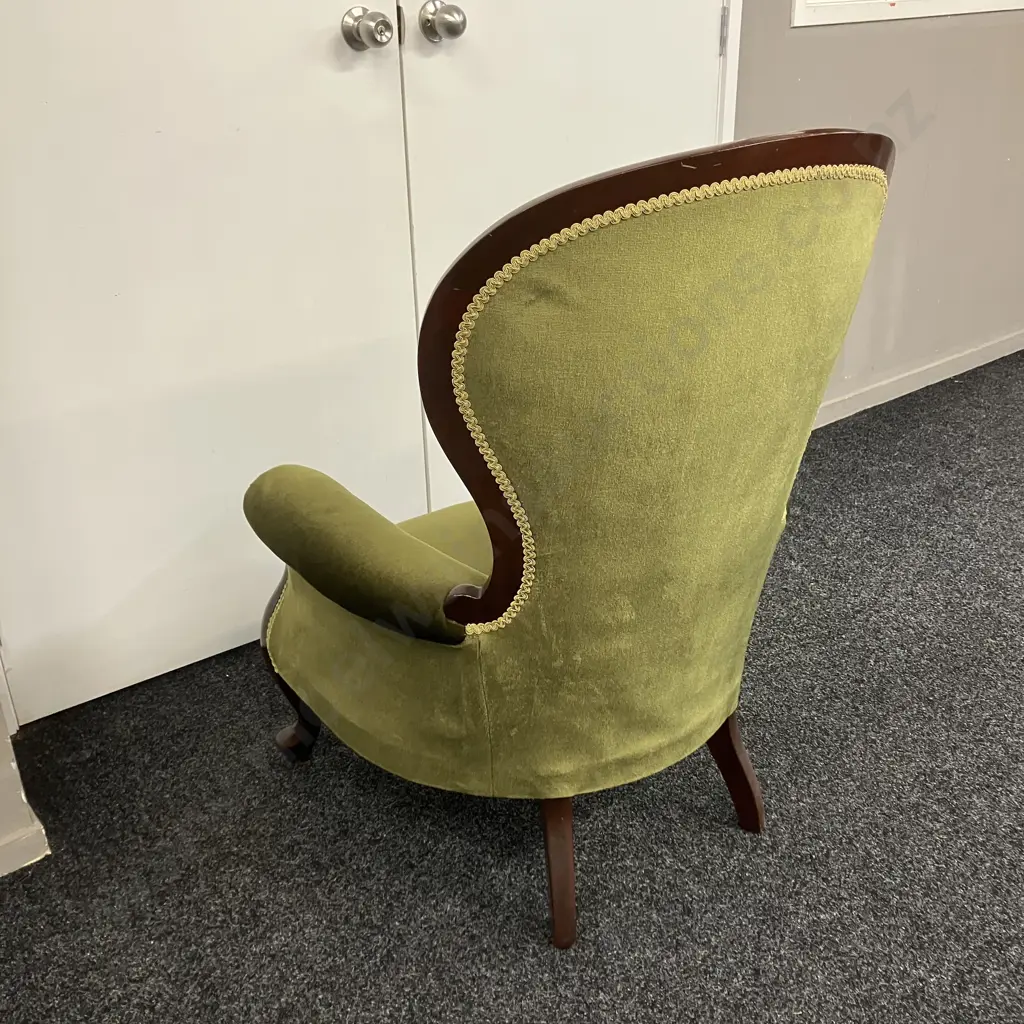 Queen Anne Style Mahogany Grandfather Chair With Green Draylon Button Back Image 1++