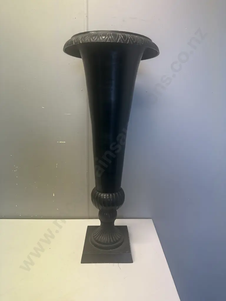 Vintage Black Neo Classical Plant Stand H79cm. Image 1++