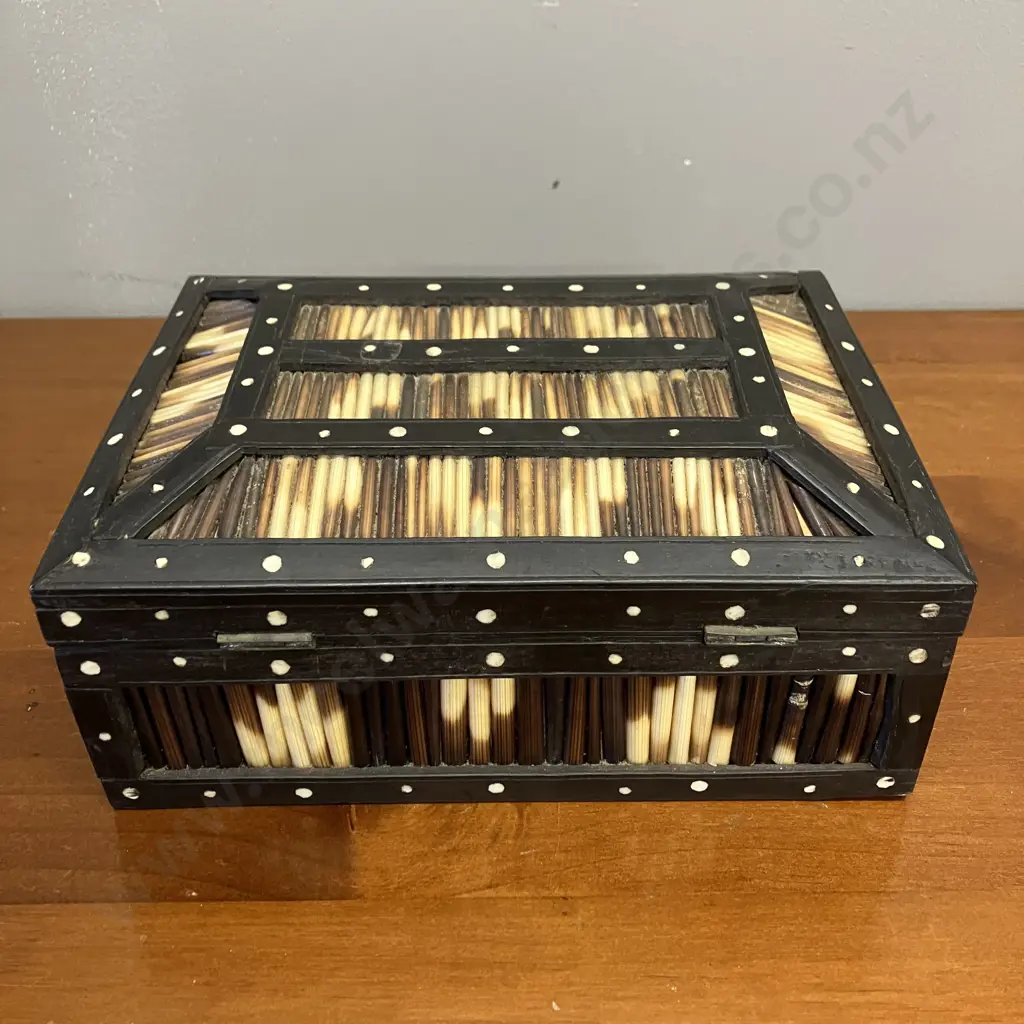 Antique Ceylonese Porcupine Quill & Ebonized Table Box. H9 W21 D16cm Image 1++