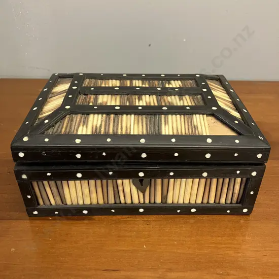 Antique Ceylonese Porcupine Quill & Ebonized Table Box. H9 W21 D16cm