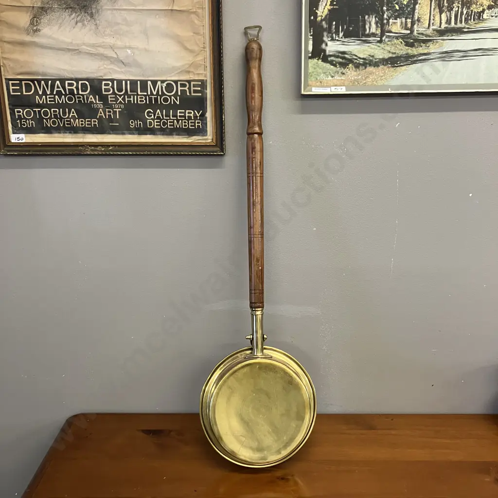 Vintage Brass & Copper Bed Warming Pan With Wooden Handle. 21 x 75cm Image 1++