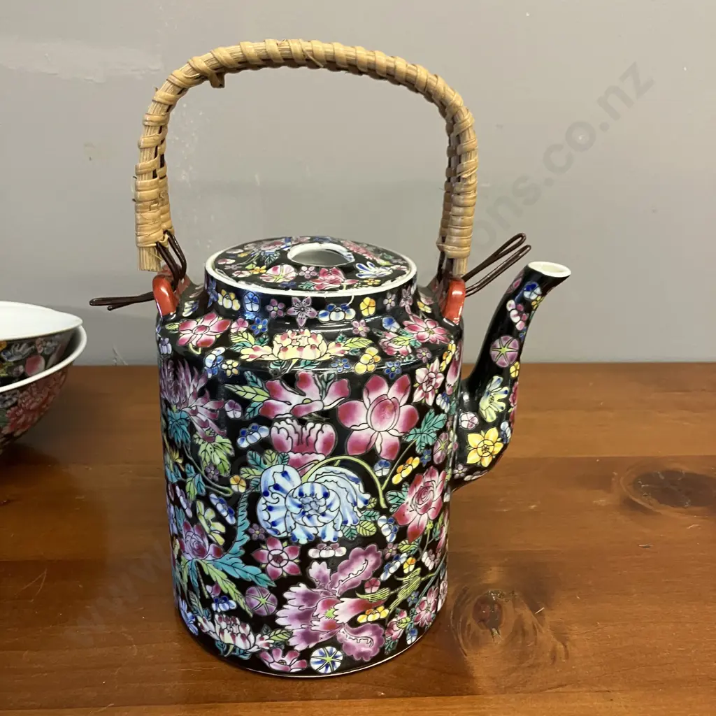 Vintage Chinese Black Floral Teapot, Bowls, Ginger Jar & Small Pot Image 1++