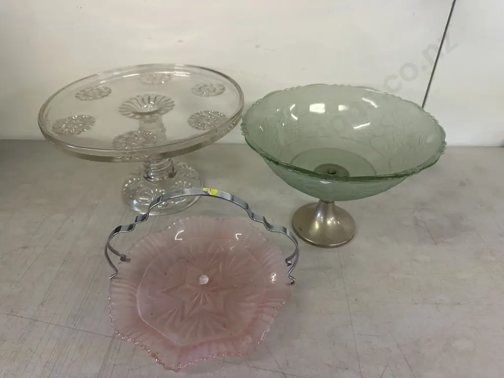 Vintage Glass Tassas With Pink Cake Plate Image 1++