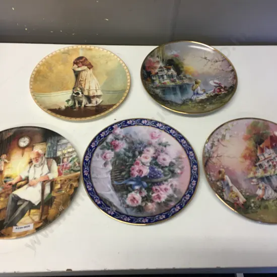 Selection Of Collectors Plates Including Royal Doulton Etc