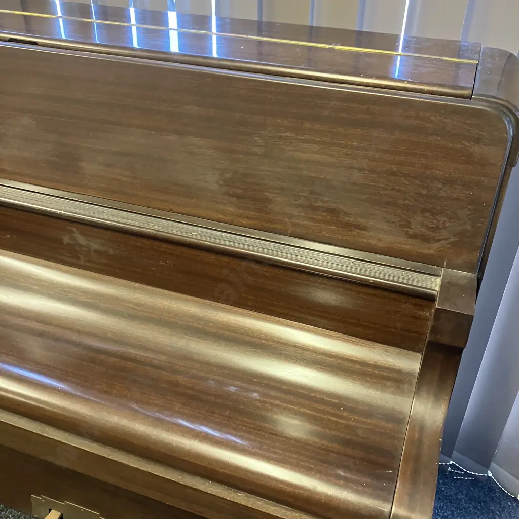 Mid Century Bentley Upright Piano in Mahogany Cabinetry. H109 W136 D54cm Image 1++