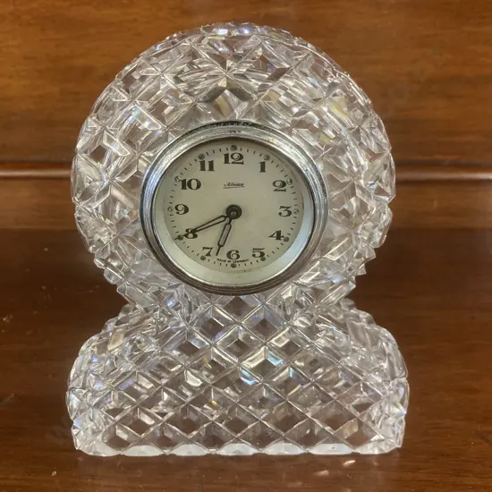 Vintage Kaiser Crystal Clock Made In Germany. 16.5 x 14cm