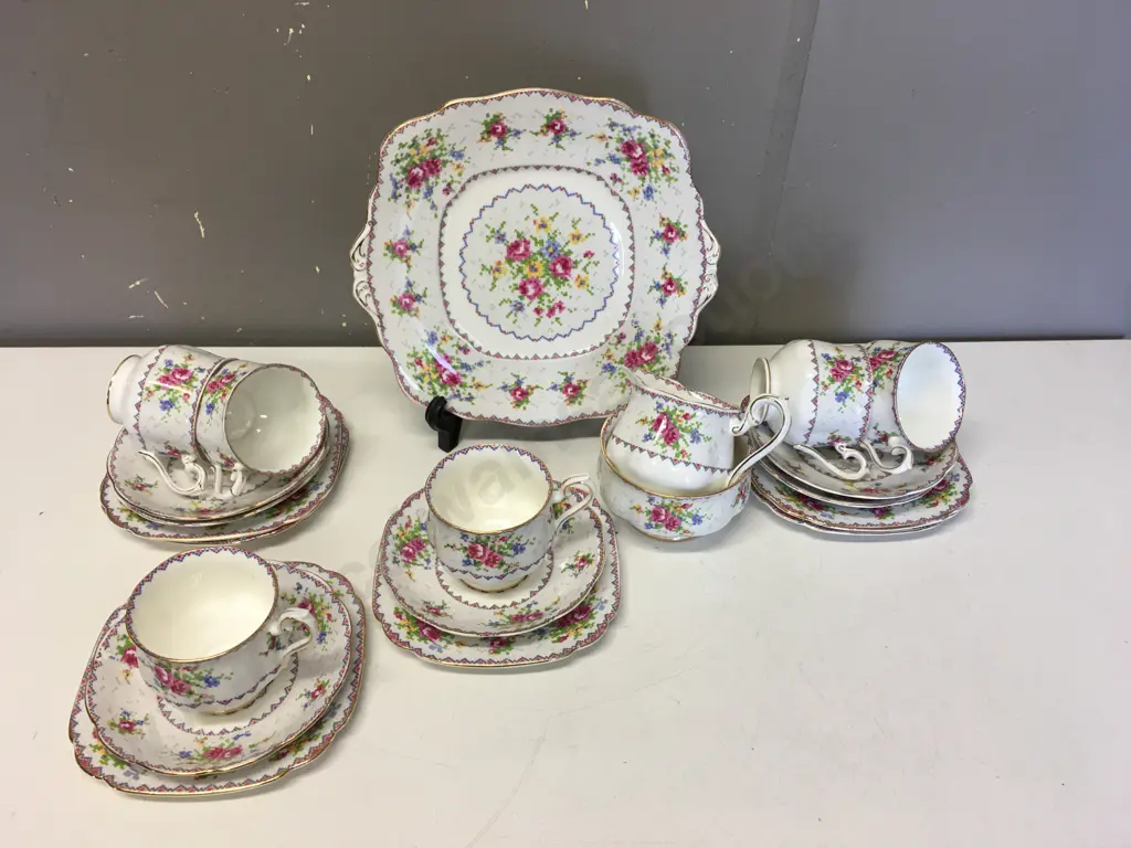 Vintage Royal Albert Petit Point China Pink Roses Teaset Image 1++