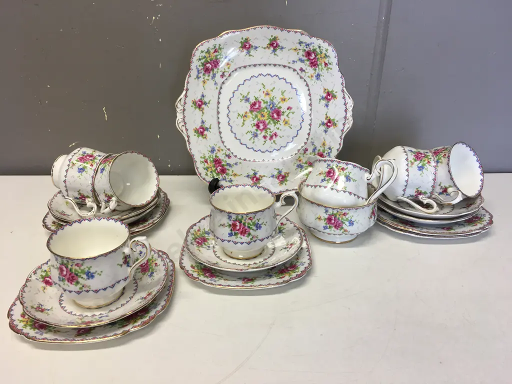 Vintage Royal Albert Petit Point China Pink Roses Teaset Image 1++