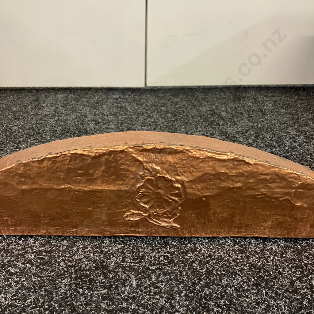 Antique Copper Leaf Fire Fender With Coal Boxes And Upholstered Club Seats Image 1++