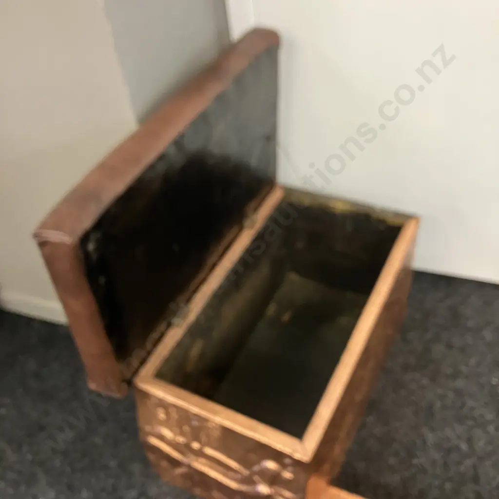Antique Copper Leaf Fire Fender With Coal Boxes And Upholstered Club Seats Image 1++