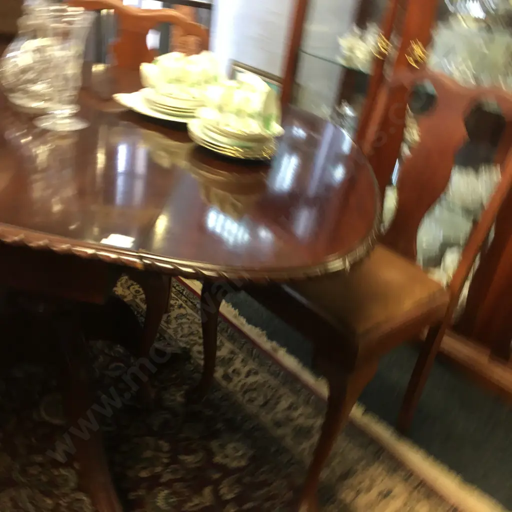 Mahogany Dropleaf Table, Pie Crust Edge, Brass Claw Feet (H76 W96 D62-128cm) With 3 x Tan Draylon Fabric Dining Chairs Image 1++