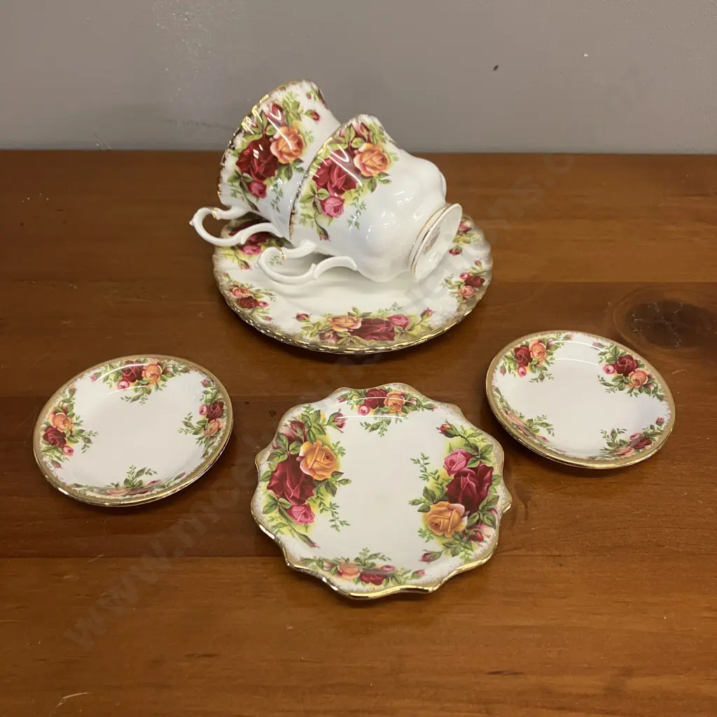 Royal Albert Old Country Roses (England) Pin & Trinket Dishes, Pair of Cups With Tea / Side Plates Image 1++