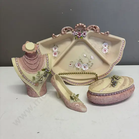Decorative Dressing Table Set
