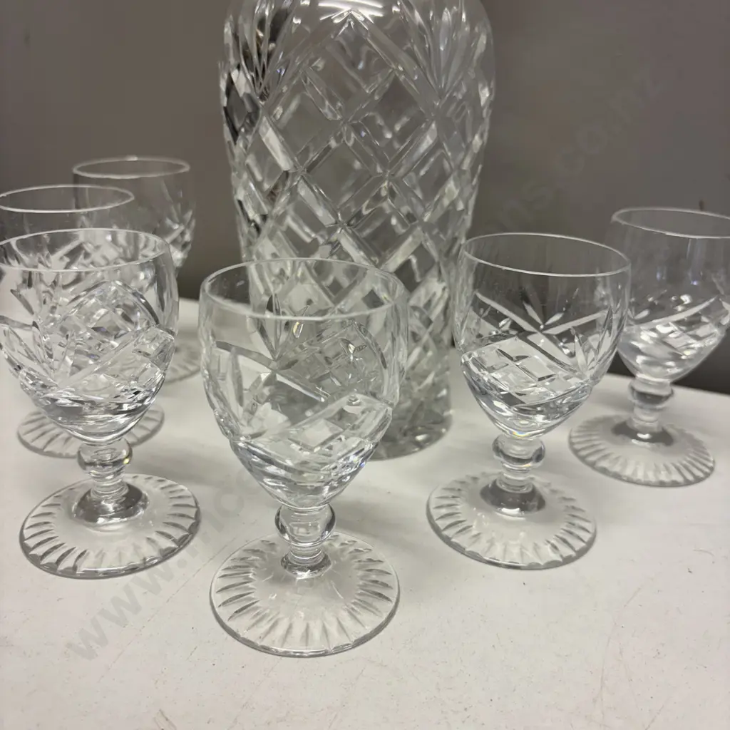 Vintage Crystal Decanter with 6 stemmed sherry glasses Image 1++