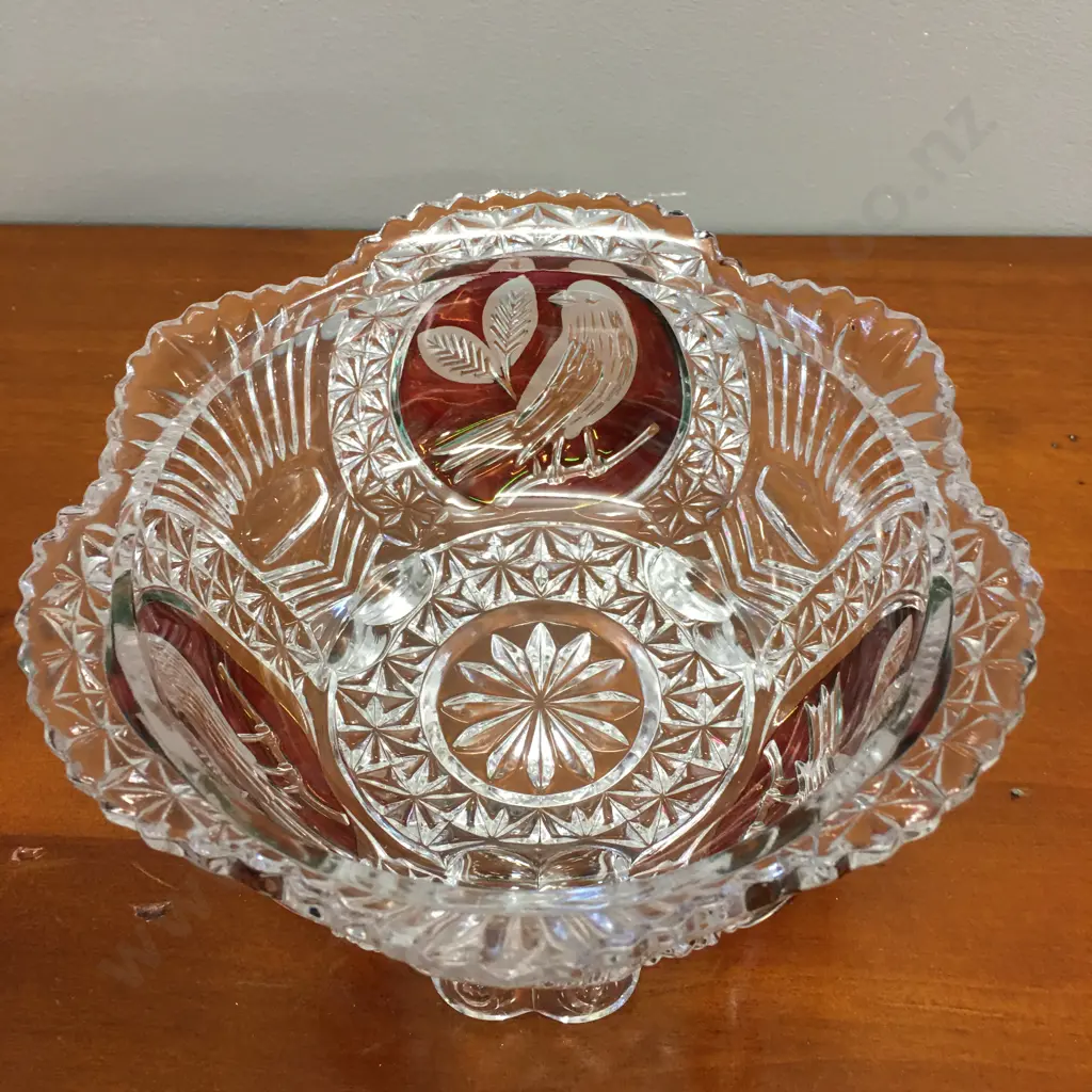 Vintage Cranberry & Clear Glass Tri Footed Bowl With Bird Detail. 10 x 19cm Image 1++