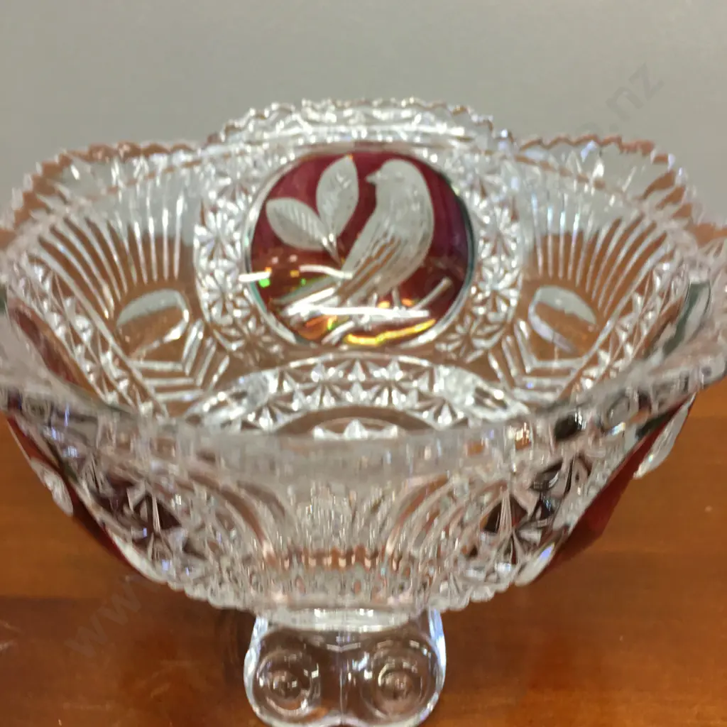 Vintage Cranberry & Clear Glass Tri Footed Bowl With Bird Detail. 10 x 19cm Image 1++