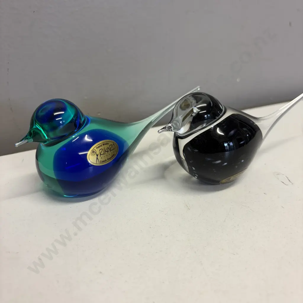Two Ricardo Art Glass Bird Figurines Image 1++