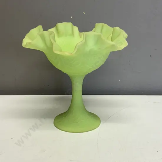 Vintage Fenton Glass Fluted and Stemmed Sweet Stand H16.5cm