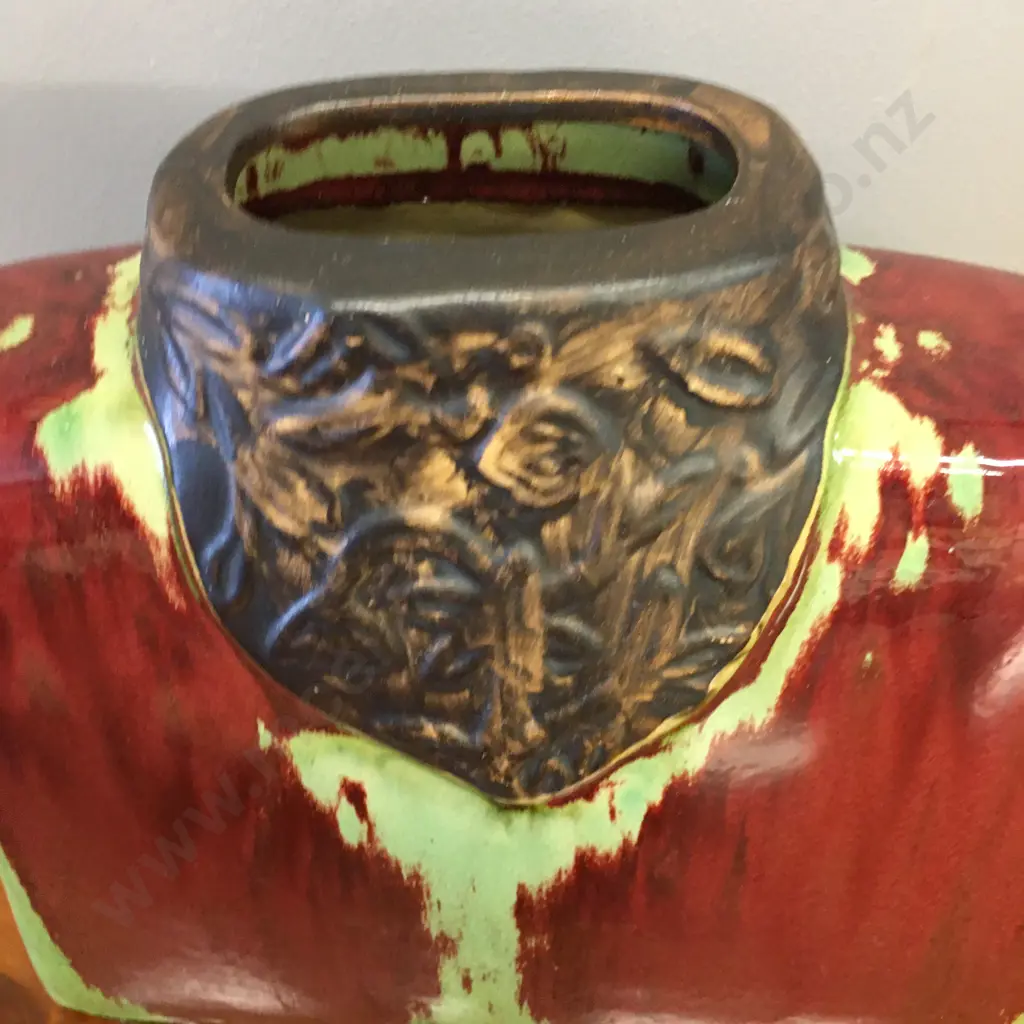 Maroon & Green Tapered Ceramic Vase. 24 x 26cm Image 1++