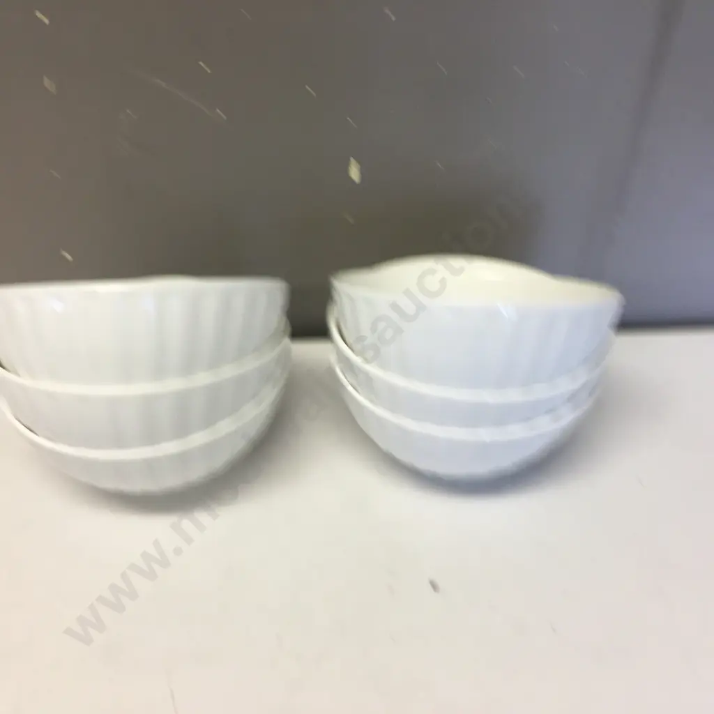Set of Six White Wedgwood Night & Day Bowls Image 1++