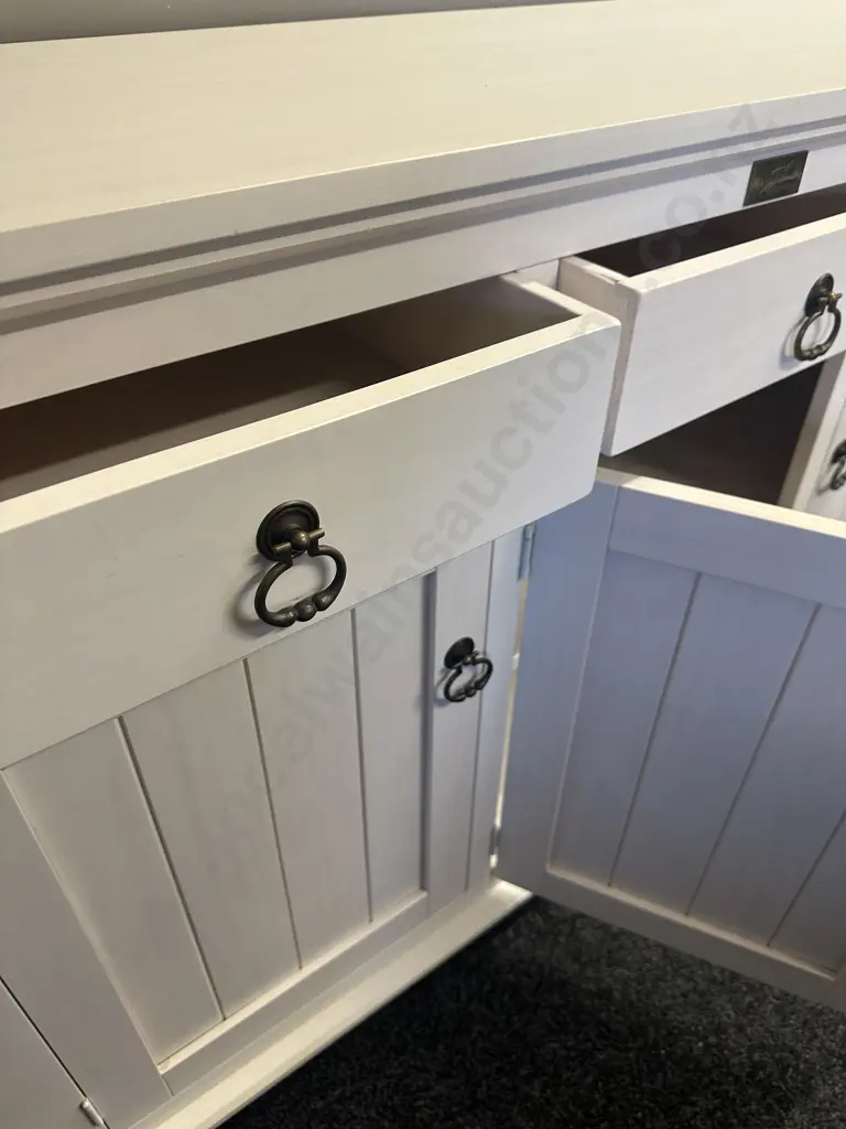 Coast Wood Furniture 'The Fern Grove Collection' White Buffet 3 Drawer 3 Door H92,W152,D51cm. Image 1++