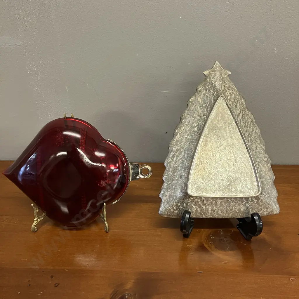 Celebrations By Mikasa Red Glass Ornament Candy Dish & Christmas Tree Metal Candy Dish -  21cm Image 1++
