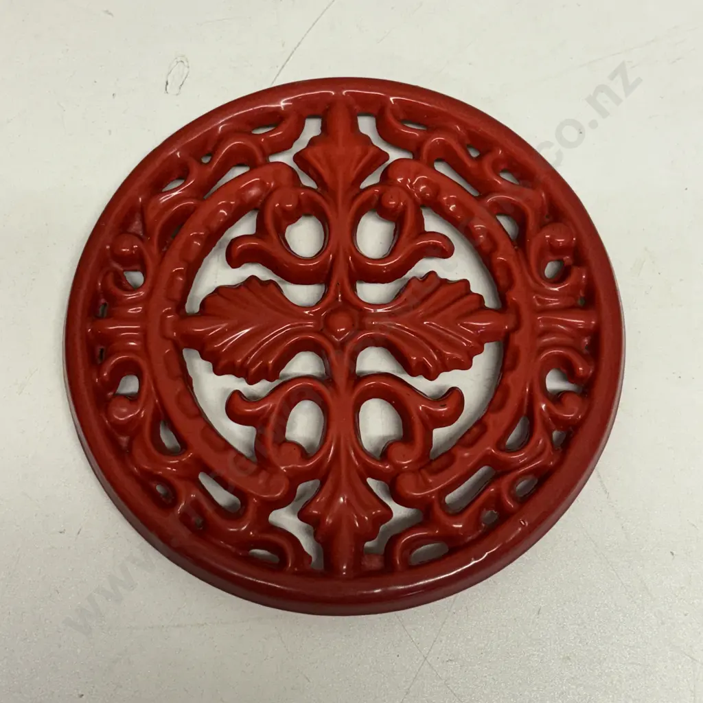 Decorative Red Painted Cast Iron Trivet/Teapot Stand Image 1++