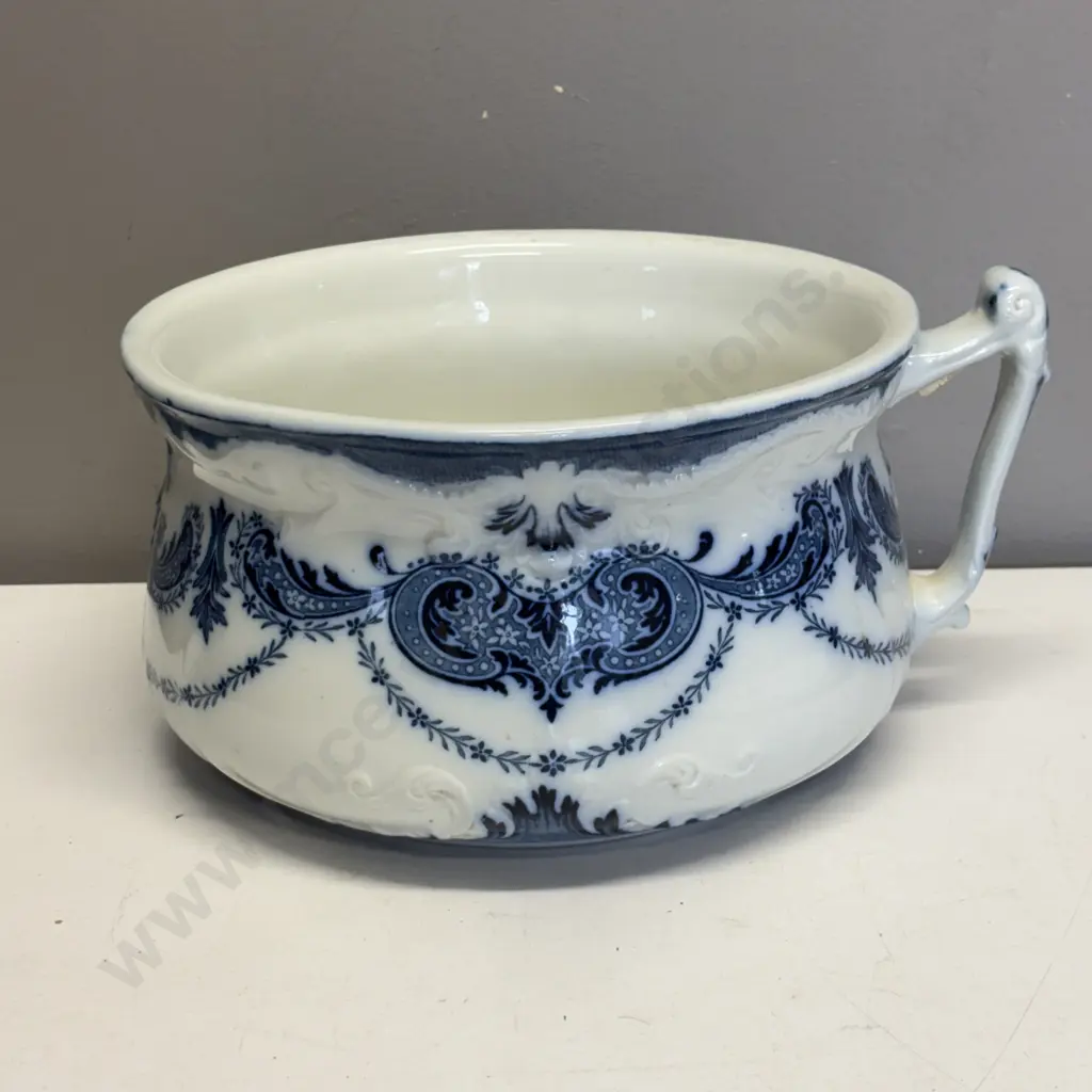 Antique Flow blue and white "Belmont" Po. Dia 23cm H14cm Image 1++